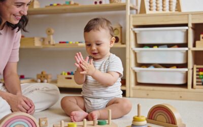 Mes 20 premiers signes avec bébé : comprendre et pratiquer le langage des signes