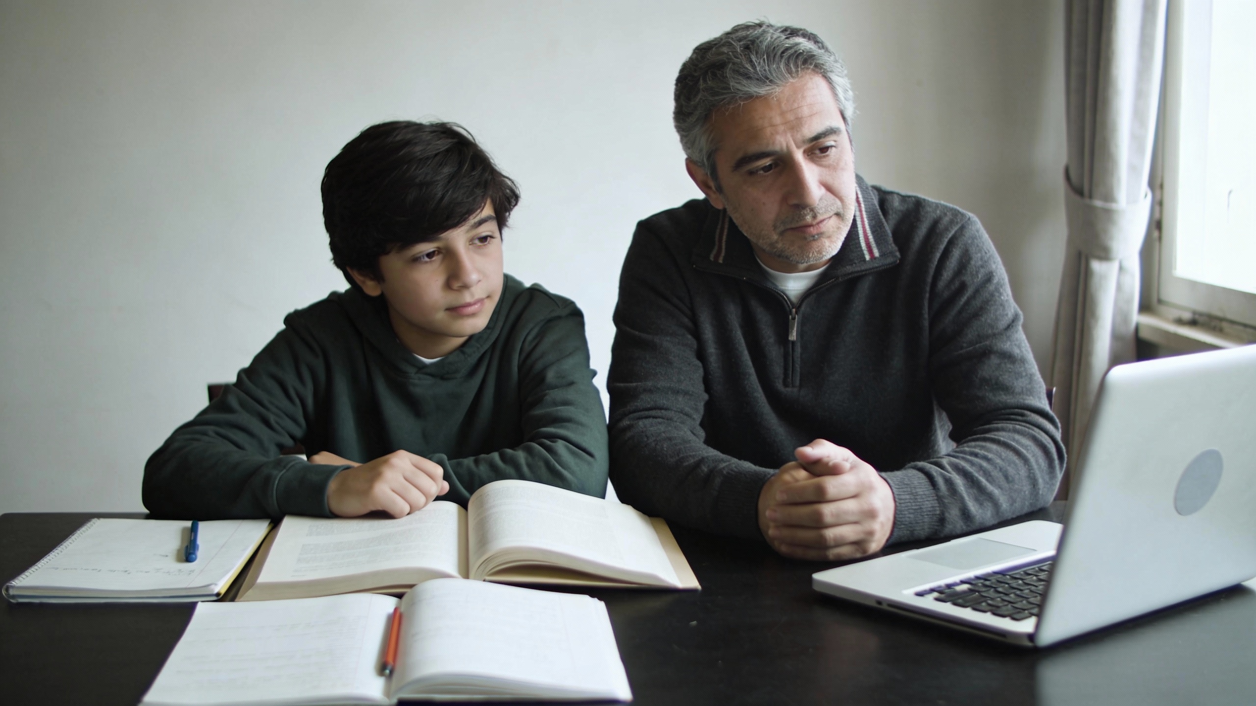 accompagner un ado dans ses révisions