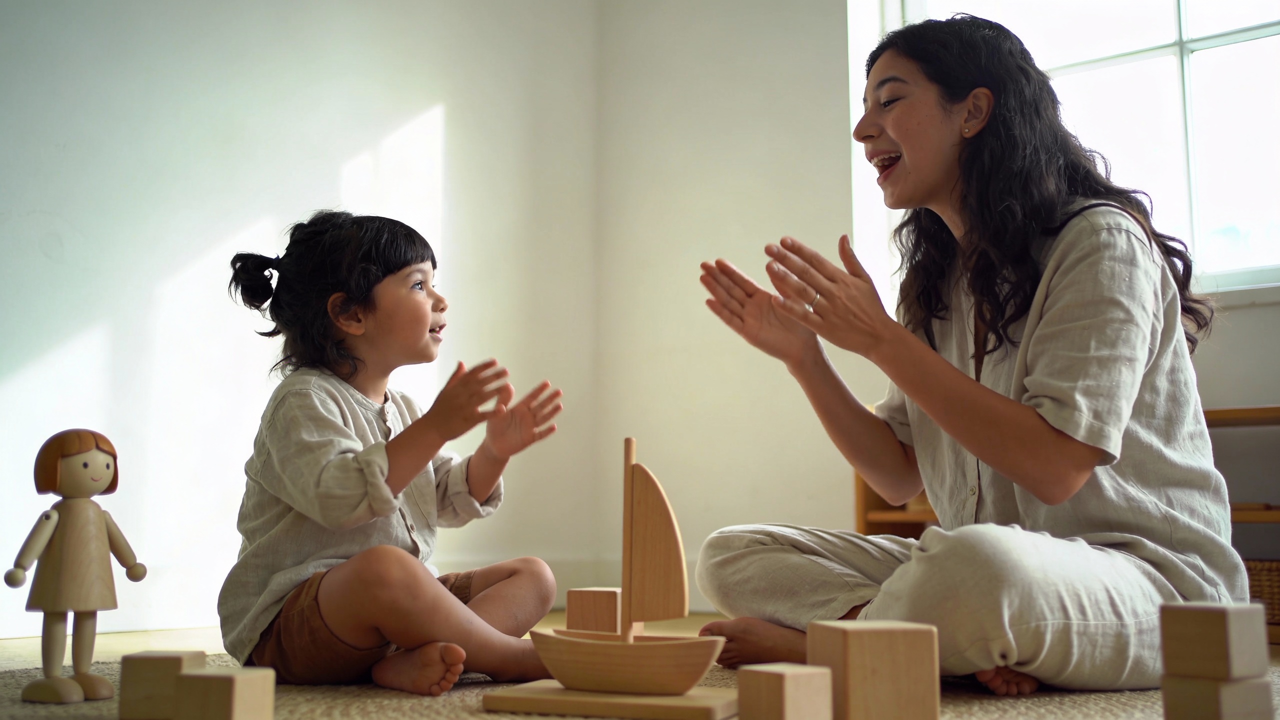 Bateau sur l’eau paroles et gestes Bateau sur l'eau paroles et gestes