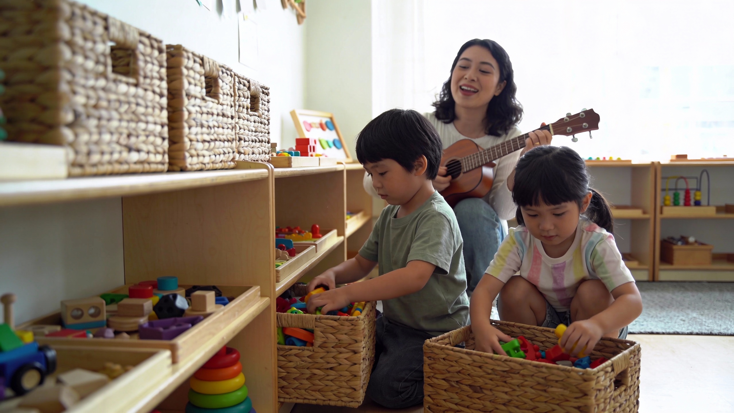 La chanson du rangement : une comptine pour ranger les jouets en s’amusant