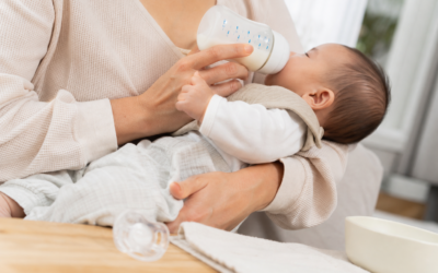 Plaques blanches chez bébé : quand consulter en 2025